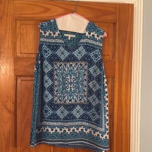 Crown & Ivy Blue Patterned Sleeveless Top